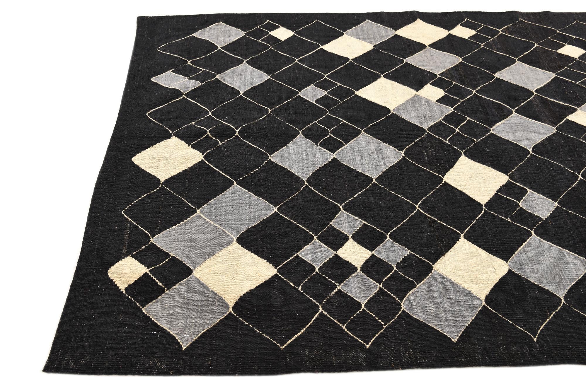 5' x 6' 6 Hand Woven Kilim Modern Wool Rug