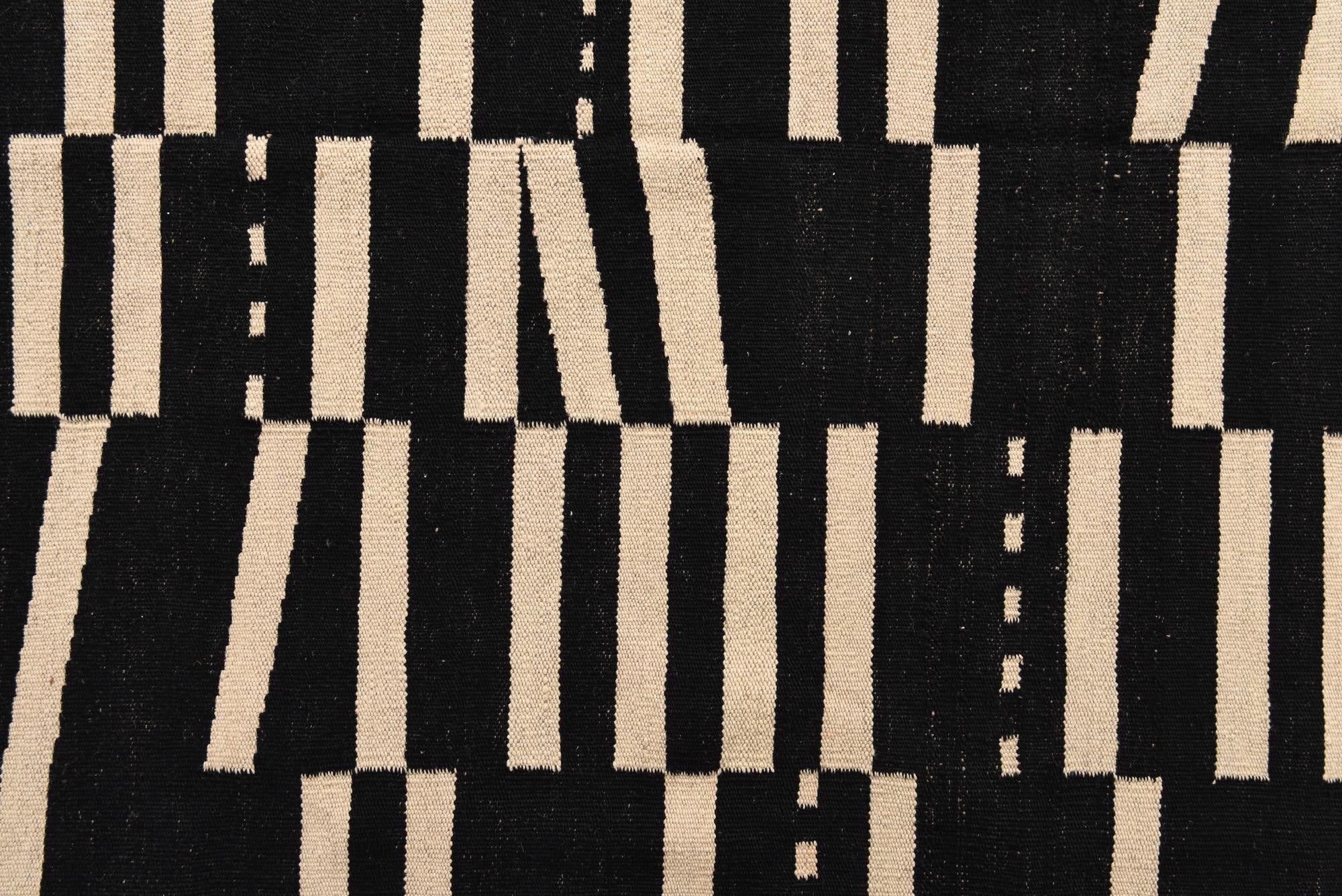 6' 8 x 9' 8 Hand Woven Kilim Modern Wool Rug