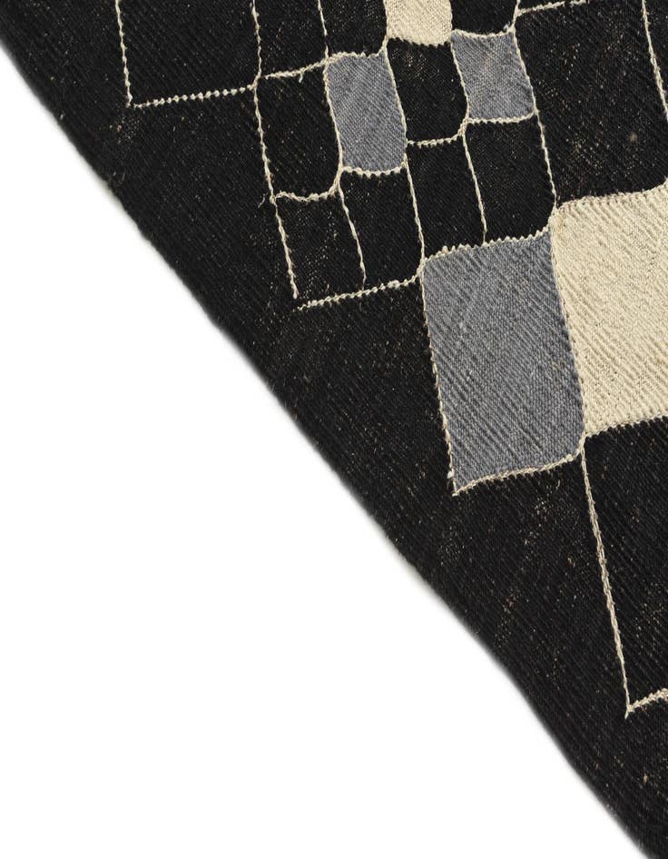 Detail image of 6' x 7' 10  Hand Woven Kilim Modern Wool Rug