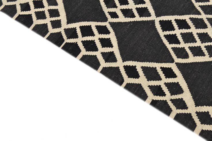 Detail image of 6' 3 x 8' 4 Hand Woven Kilim Modern Wool Rug