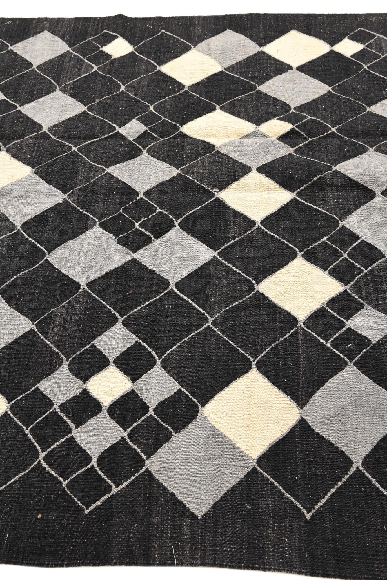 5' 8 x 7' 10 Hand Woven Kilim Modern Wool Rug