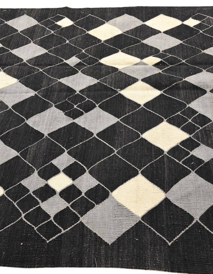 Detail image of 5' 8 x 7' 10  Hand Woven Kilim Modern Wool Rug