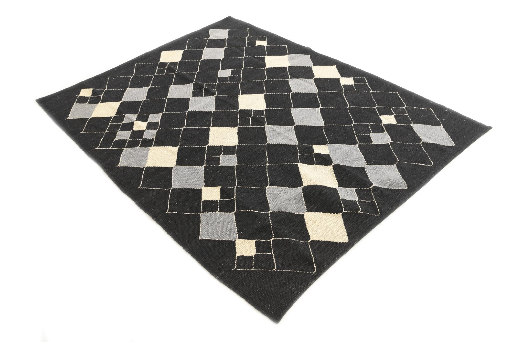 5' 1 x 6' 7 Hand Woven Kilim Modern Wool Rug
