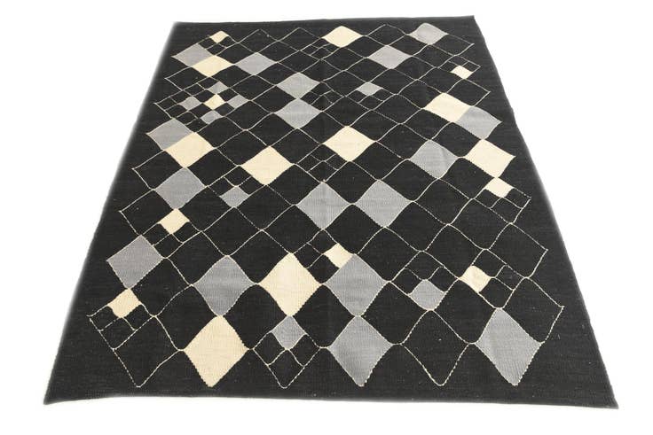 Detail image of 5' 1 x 6' 7 Hand Woven Kilim Modern Wool Rug