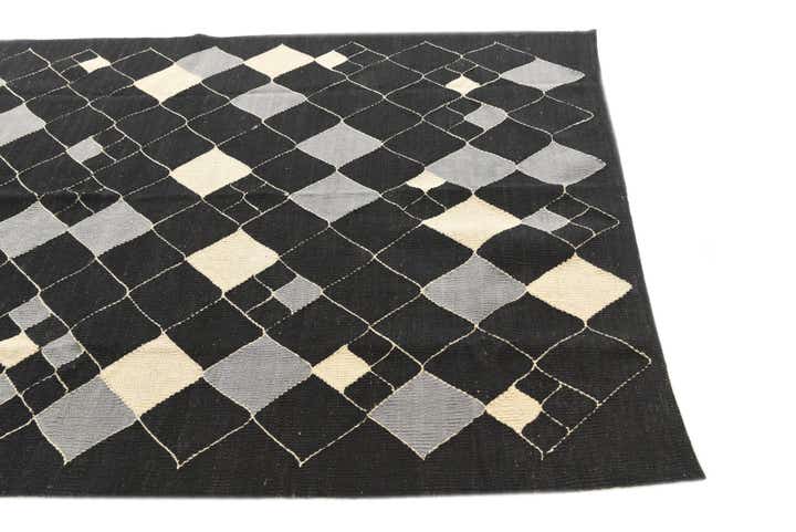 5' 1 x 6' 7 Hand Woven Kilim Modern Wool Rug