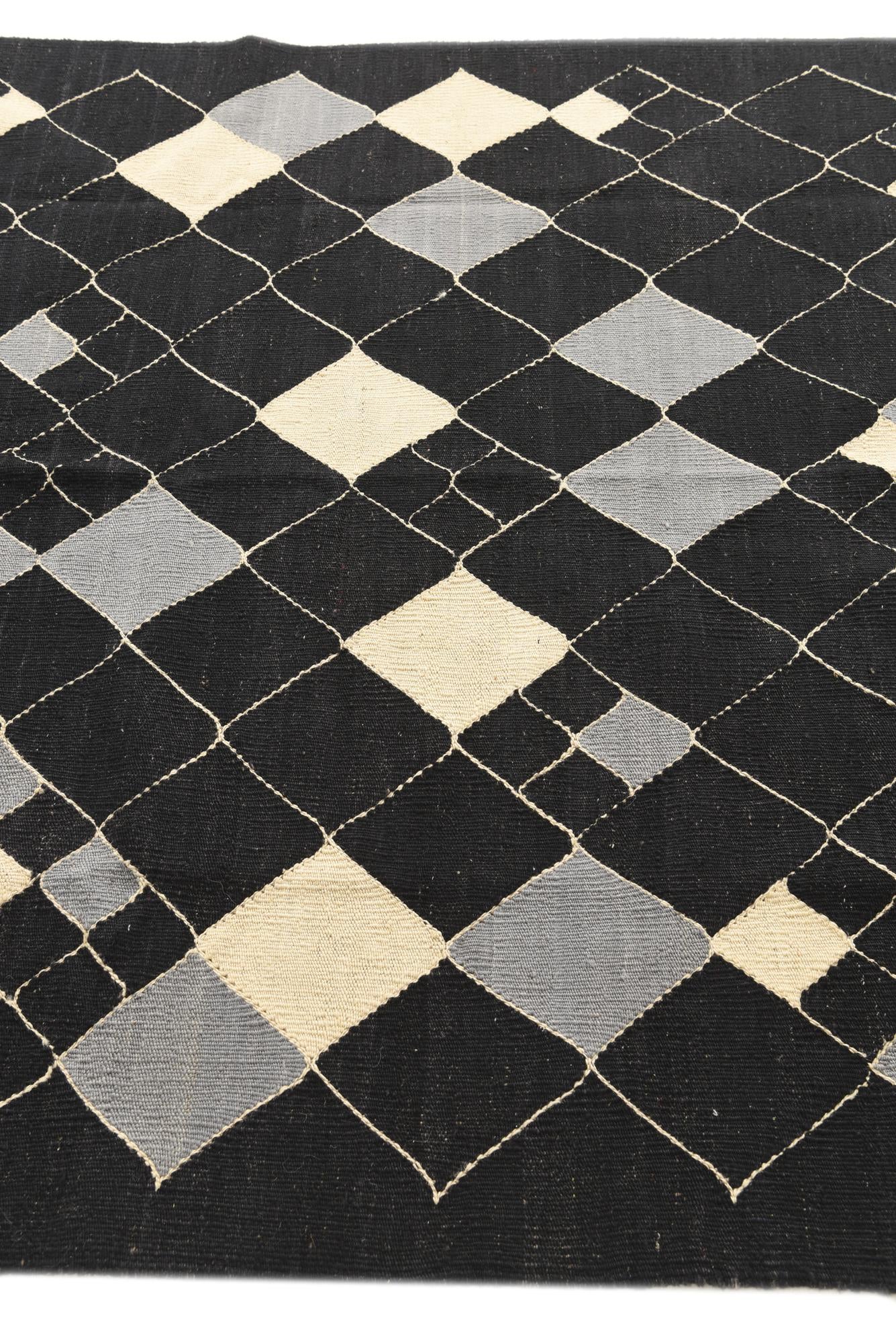 5' 1 x 6' 7 Hand Woven Kilim Modern Wool Rug
