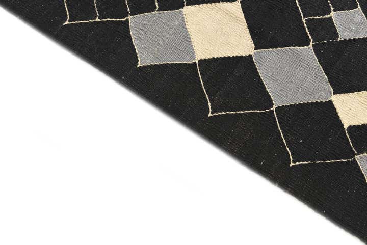 5' 1 x 6' 7 Hand Woven Kilim Modern Wool Rug