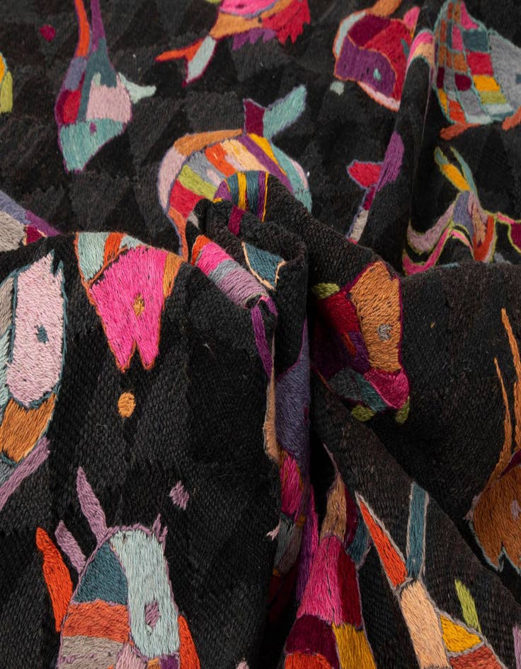Detail image of 6' 2 x 9' 5 Kilim Wool Rug