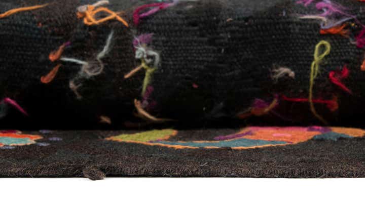 6' 2 x 9' 5 Kilim Wool Rug