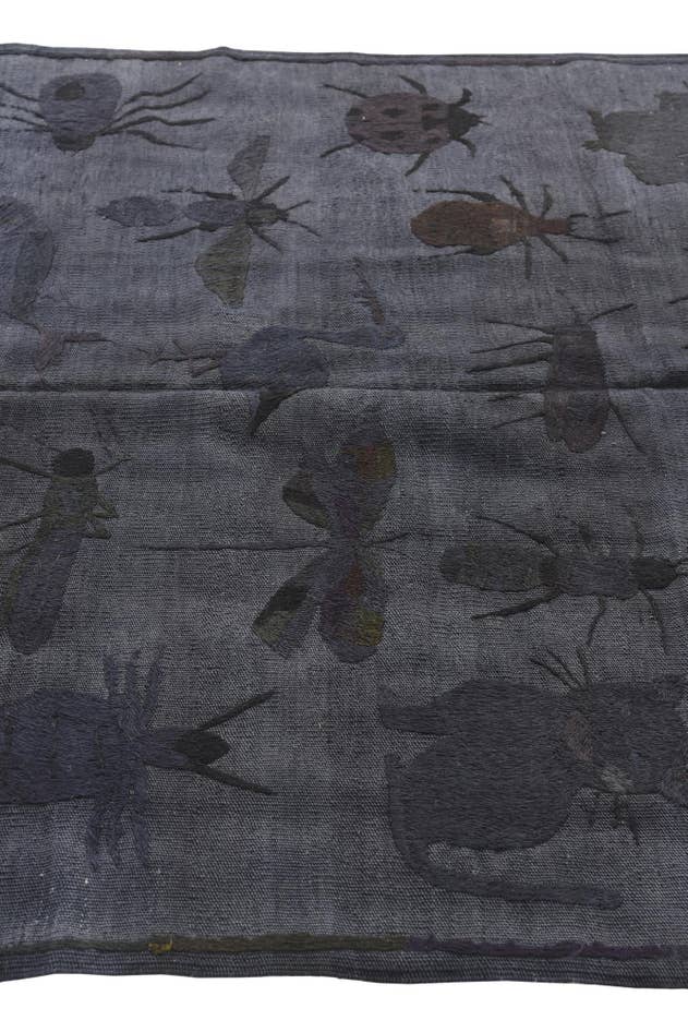 Detail image of 4' 2 x 5' 7 Hand Woven Kilim Suzani Wool Rug