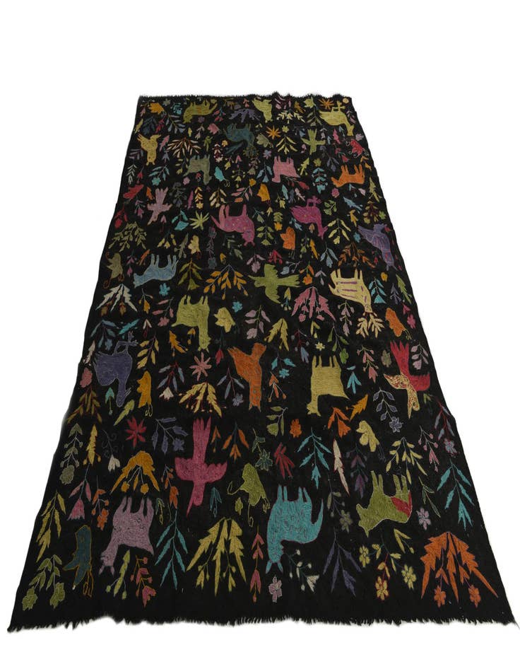 Detail image of 6' 6 x 9' 3  Hand Woven Kilim Suzani Wool Rug