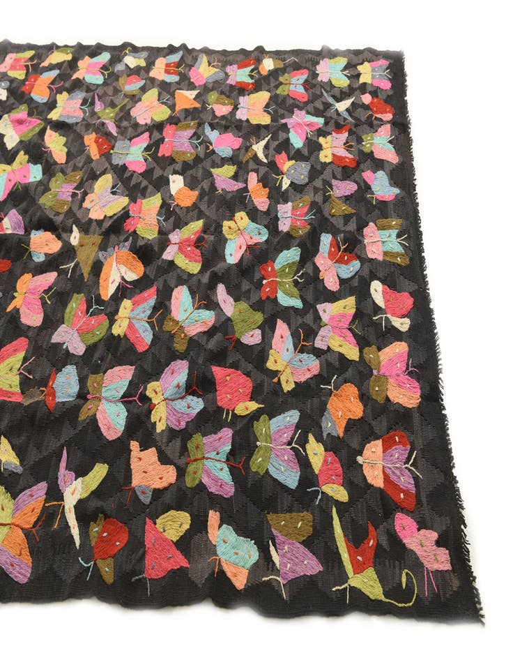 Detail image of 6' 4 x 9' 4  Hand Woven Kilim Suzani Wool Rug