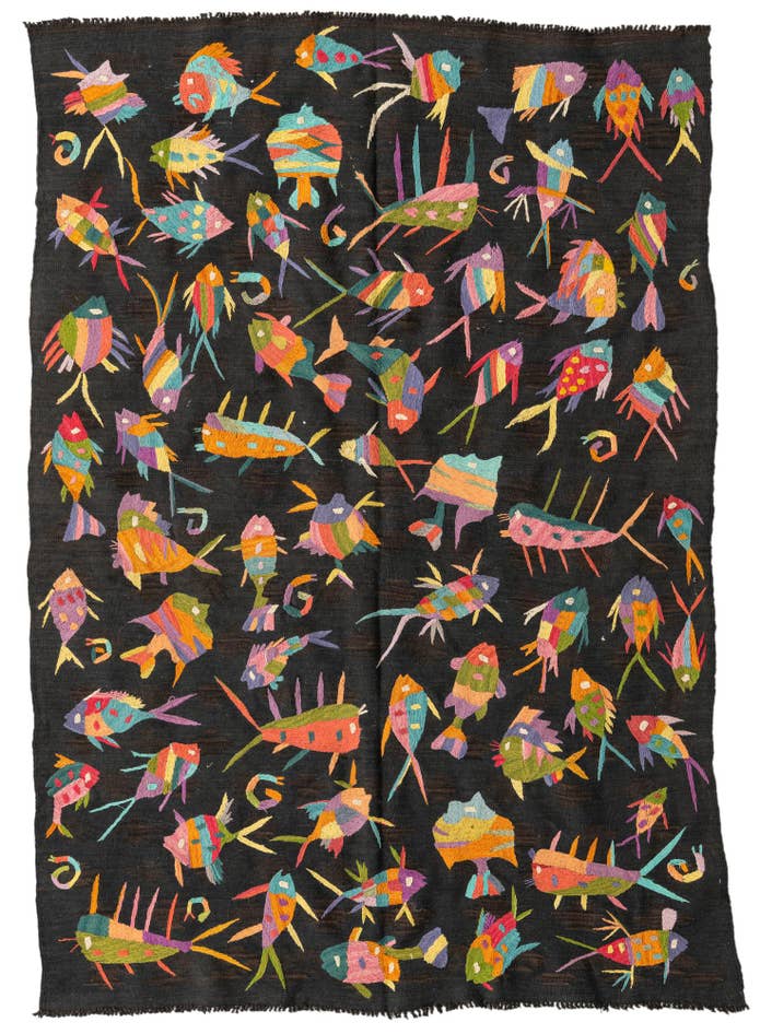 Detail image of 4' 6 x 6' 6 Hand Woven Kilim Suzani Wool Rug