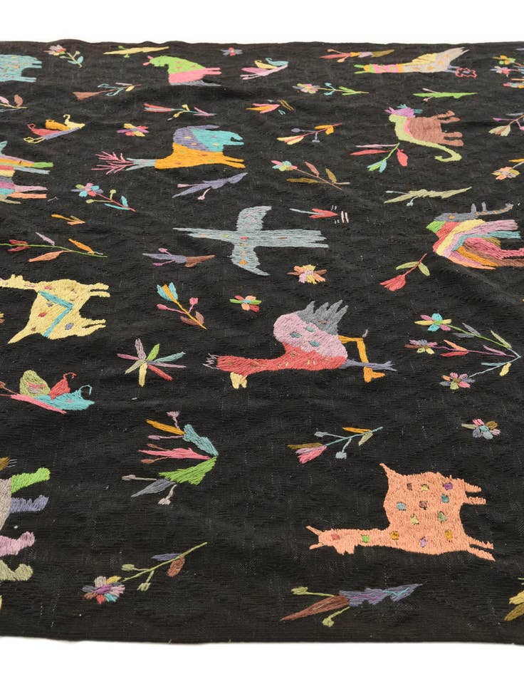 Detail image of 7' 2 x 9' 4 Hand Woven Kilim Suzani Wool Rug