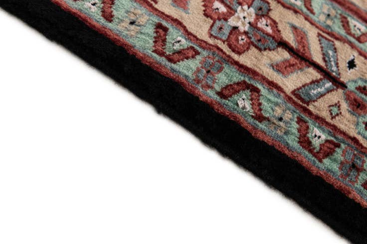 Detail image of 4' 4 x 6' 2 Hand Knotted Lahour Oriental Rug