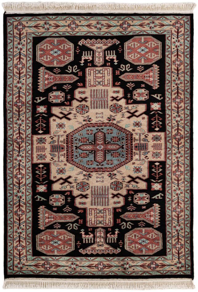 Detail image of 4' 4 x 6' 2 Hand Knotted Lahour Oriental Rug