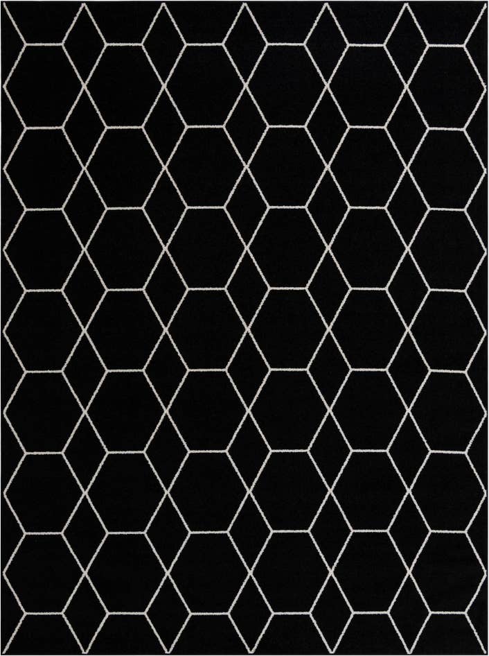 Detail image of 9' x 12' Lattice Frieze Rug