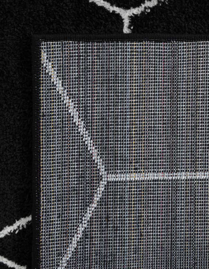 9' x 12' Lattice Frieze Rug