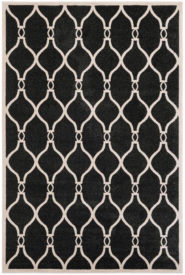 Detail image of 6' 5 x 9' 8 Lattice Rug