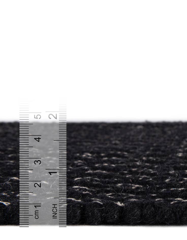 Detail image of 9' x 12' Hand Woven Lattice Wool Rug