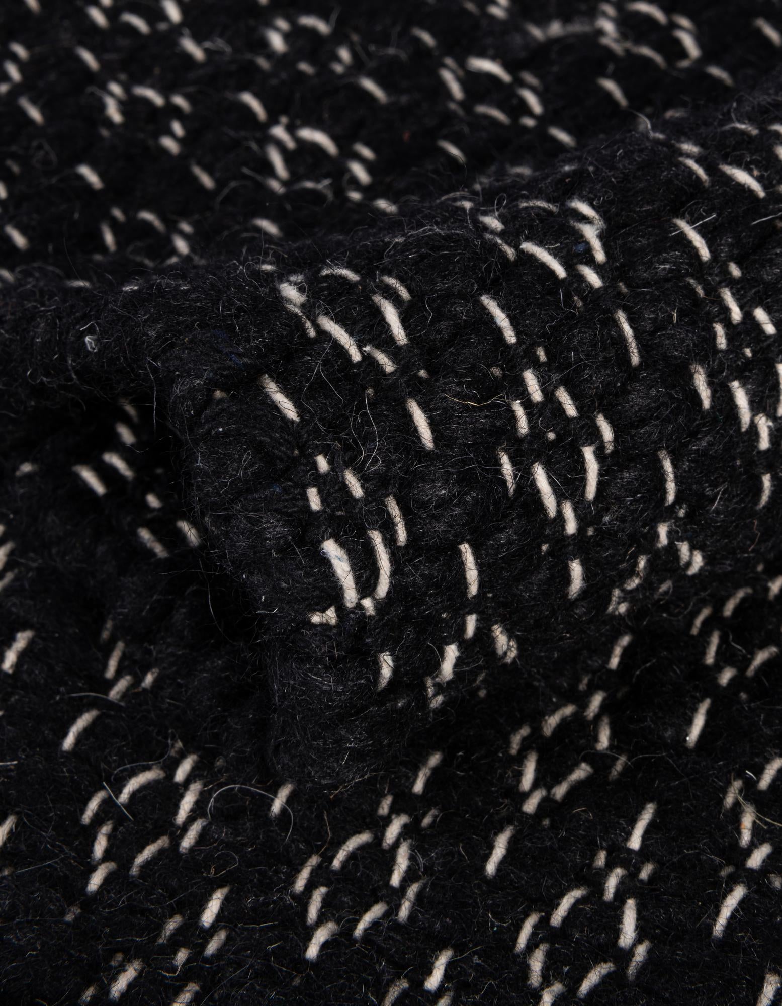 6' 1 x 9' Hand Woven Lattice Wool Rug