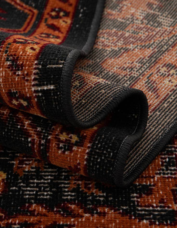 Detail image of 5' 3 x 8' Lucerne Rug