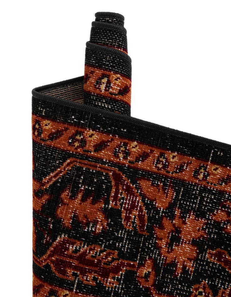 Detail image of 4' x 6' Lucerne Rug