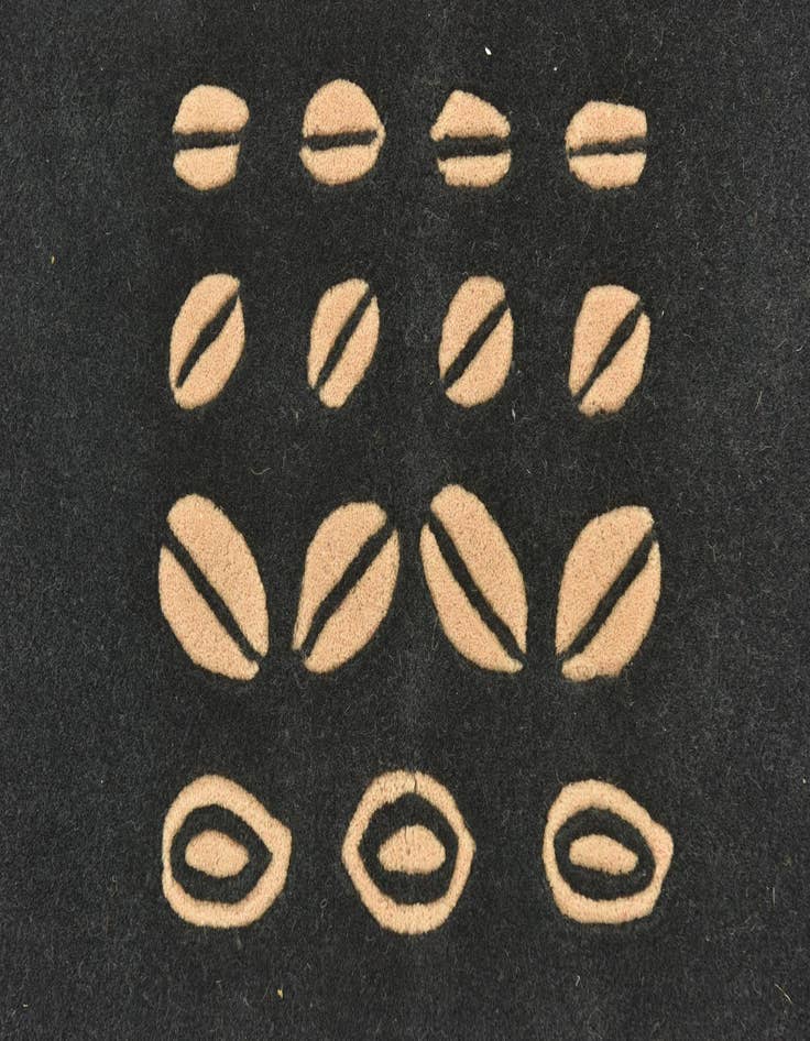 Detail image of 5' 7 x 7' 9 Luna Wool Rug