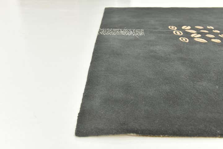 5' 7 x 7' 9 Luna Wool Rug