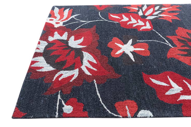 Detail image of 5' 1 x 8' 1 Luna Rug