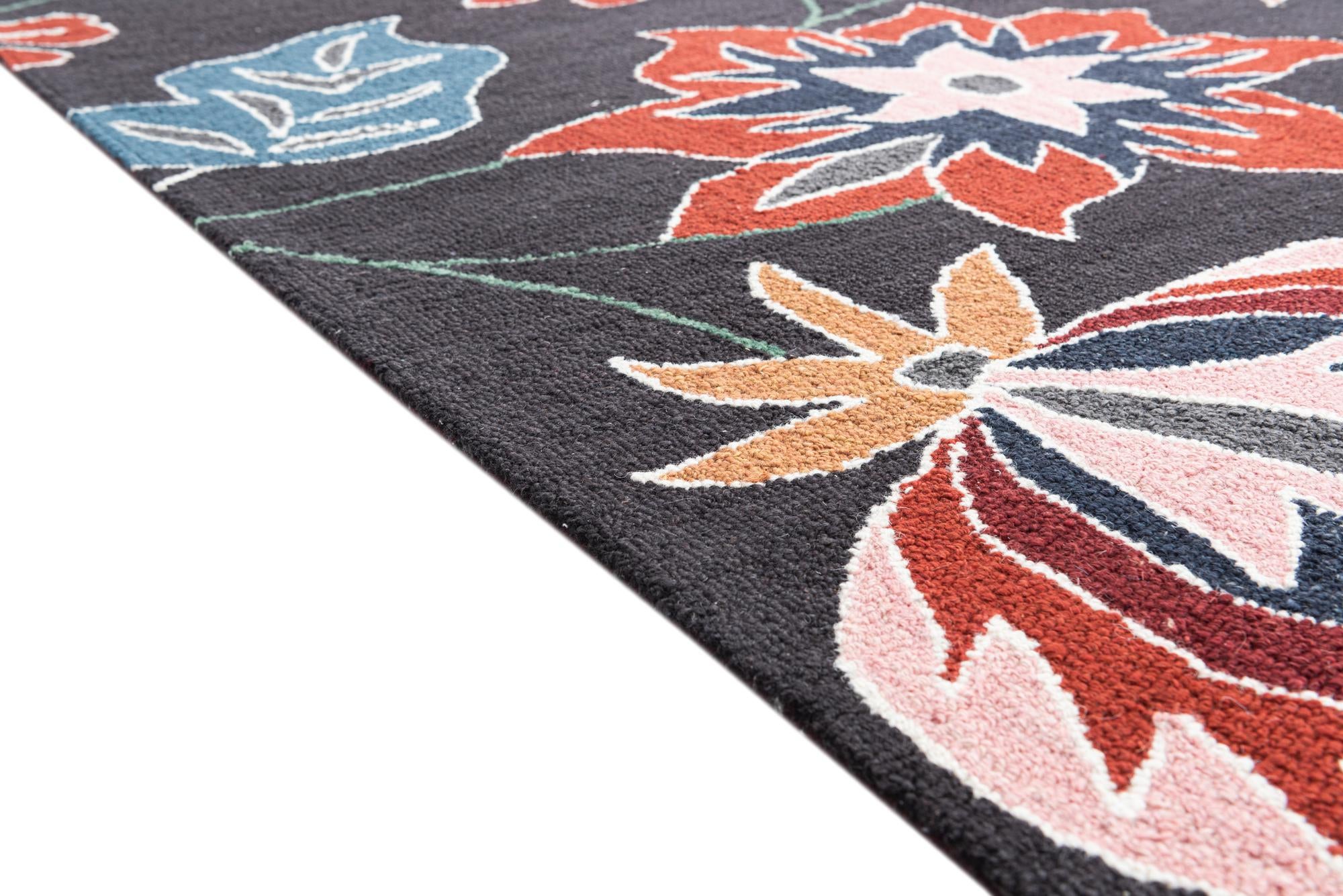 5' 1 x 8' Luna Rug