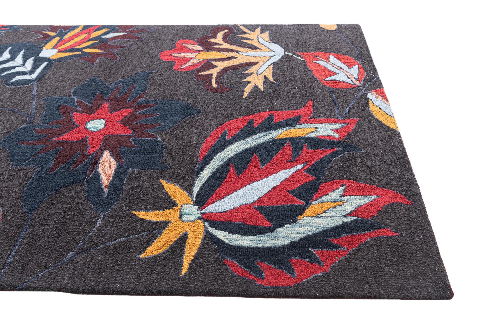 5' 1 x 7' 10 Luna Rug