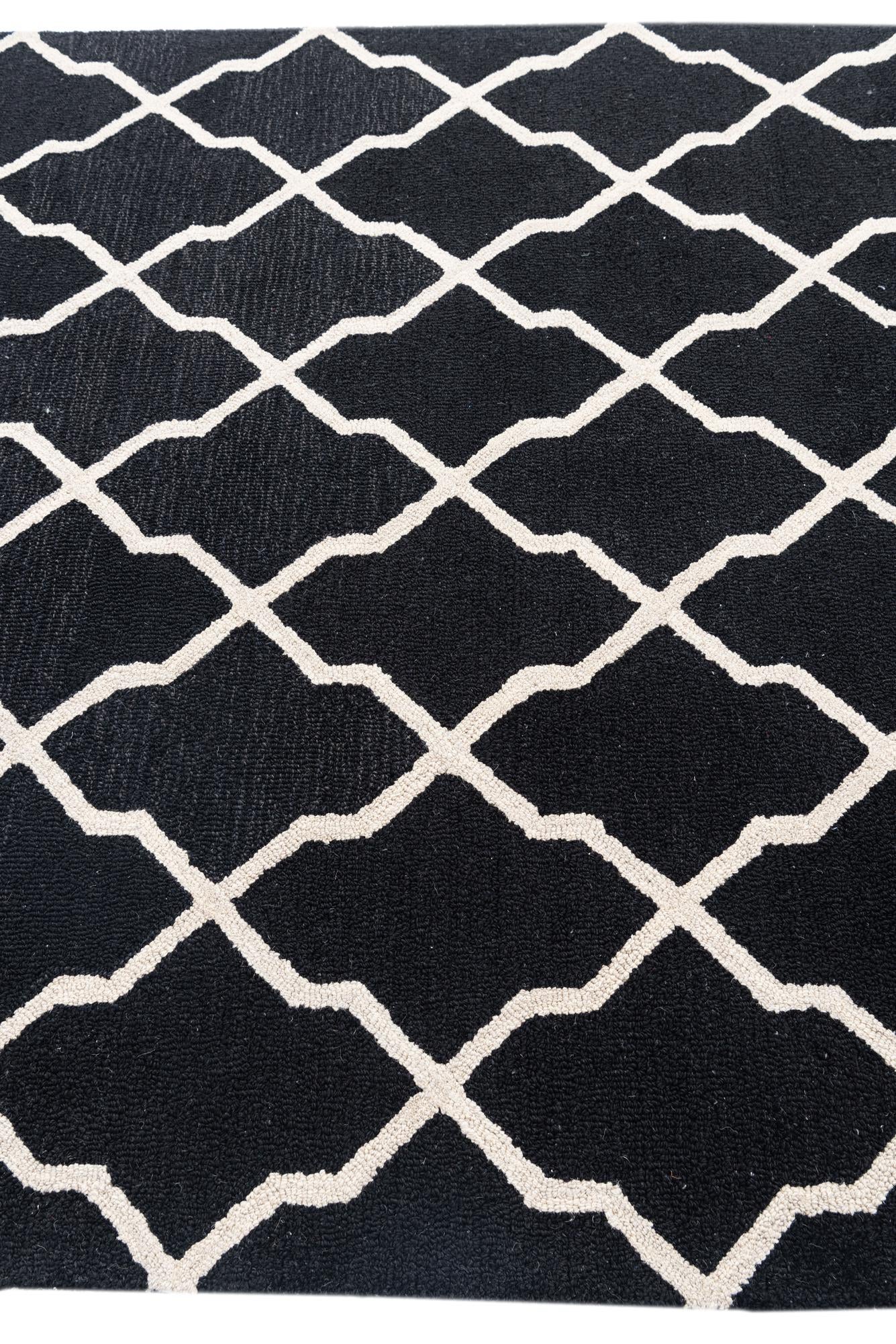 5' 1 x 8' Luna Rug