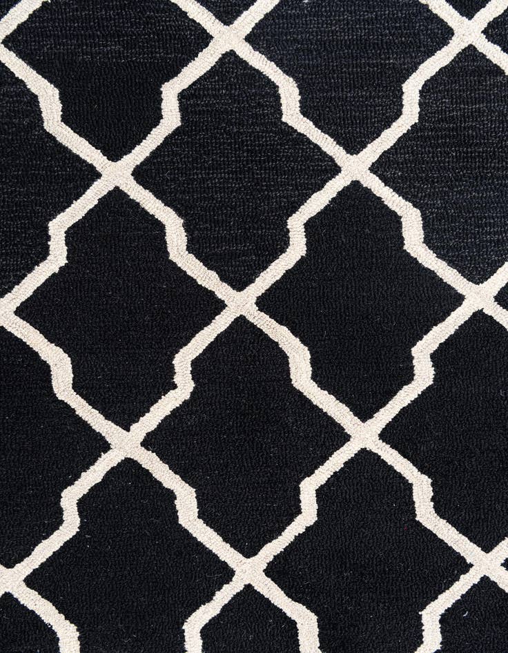 Detail image of 5' 1 x 8' Luna Rug