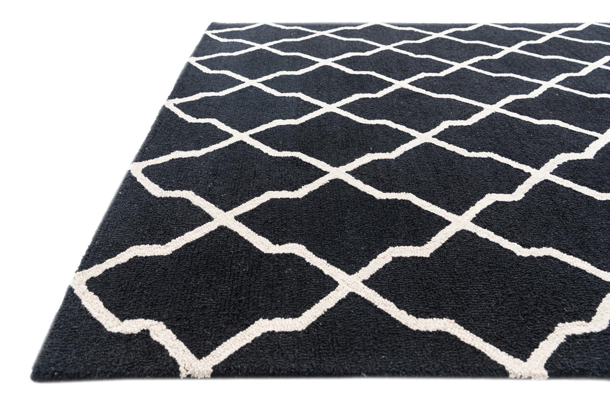 5' 1 x 7' 10 Luna Rug