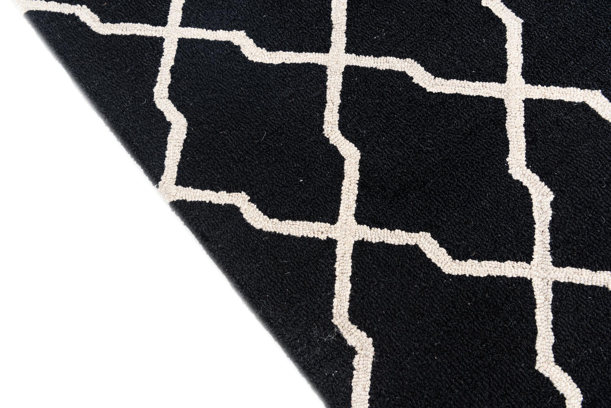 5' 1 x 7' 10 Luna Rug