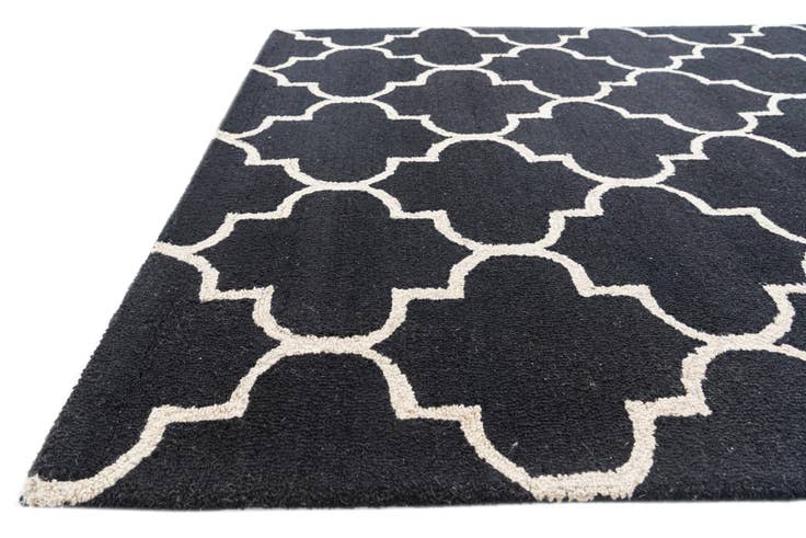 Detail image of 5' x 8' 1 Luna Rug