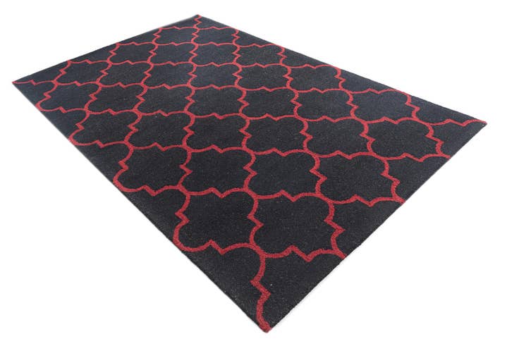 Detail image of 5' 1 x 8' Luna Rug