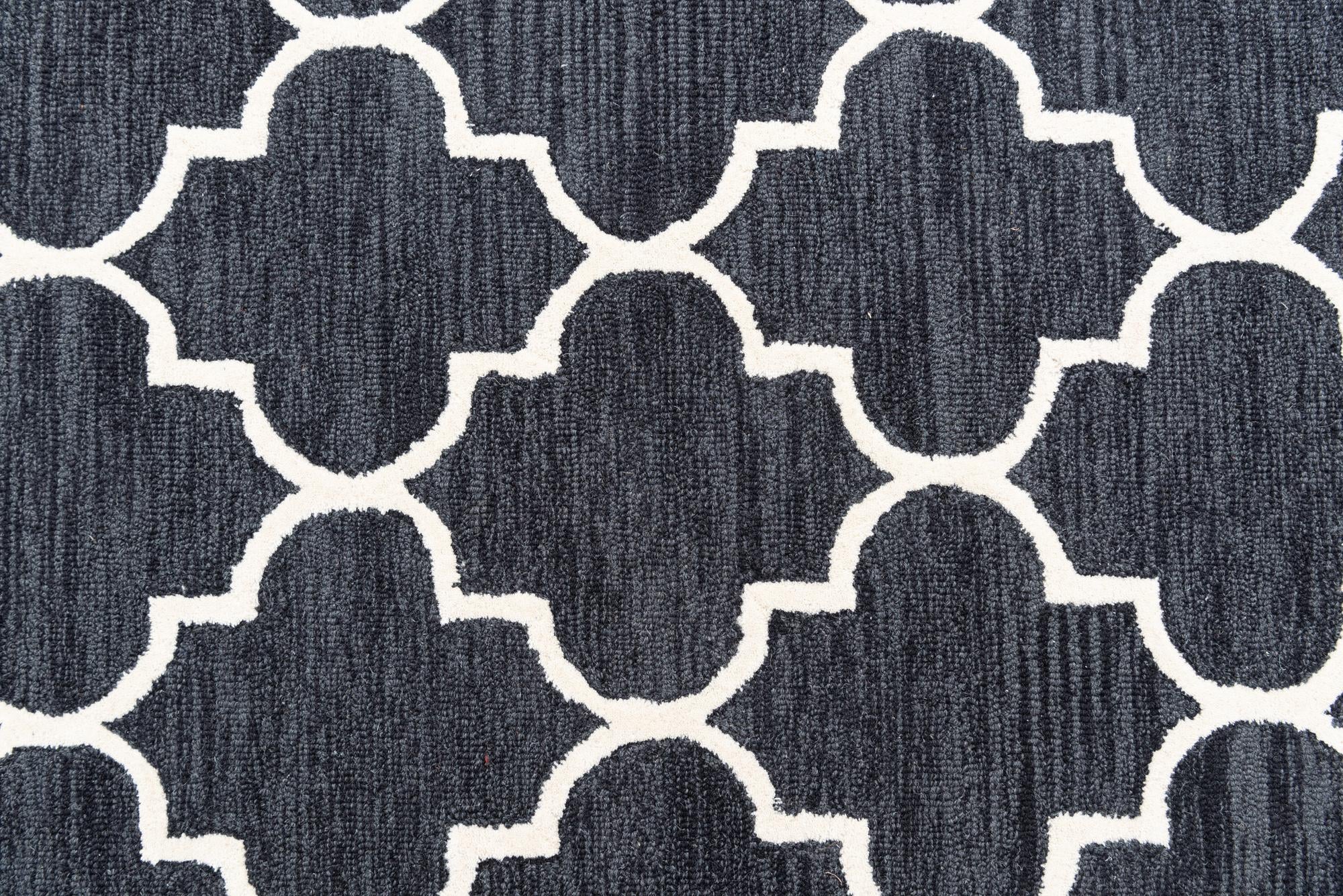 5' 1 x 8' Luna Rug