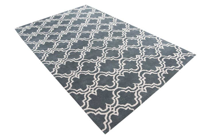 Detail image of 5' x 8' Luna Rug