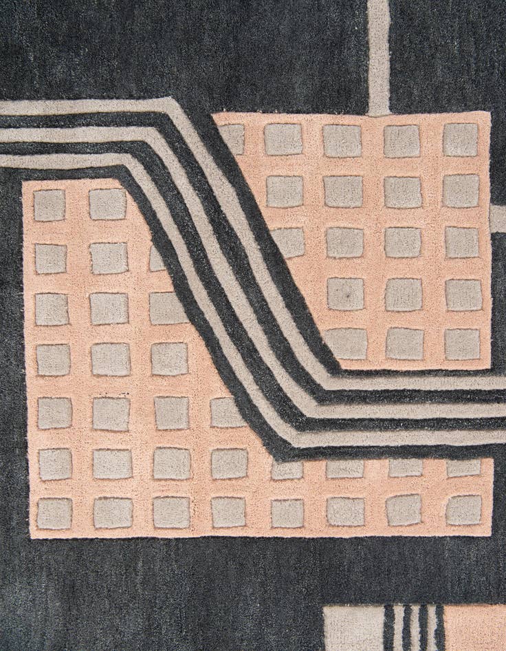 Detail image of 5' x 8' Luna Rug