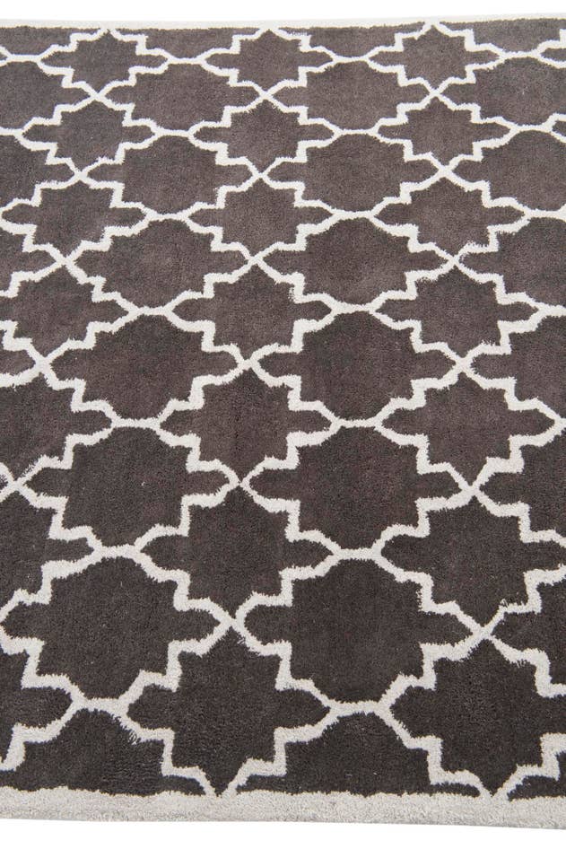 Detail image of 5' x 8' Luna Rug