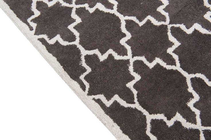 Detail image of 5' x 8' Luna Rug