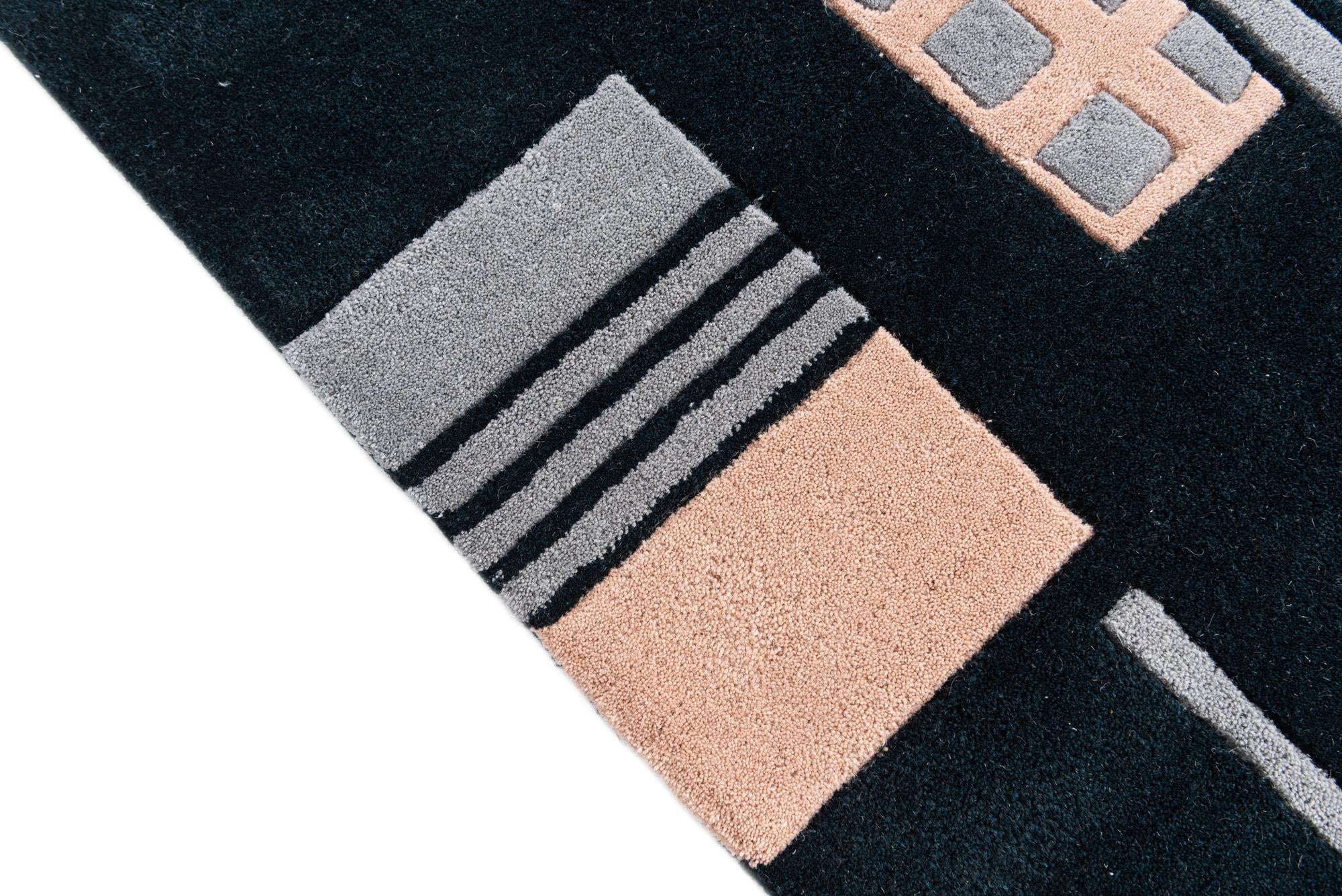 5' 1 x 8' Luna Rug