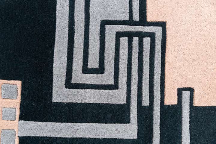 5' 1 x 8' Luna Rug