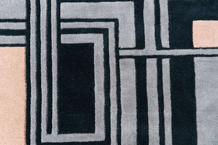 5' 1 x 8' Luna Rug