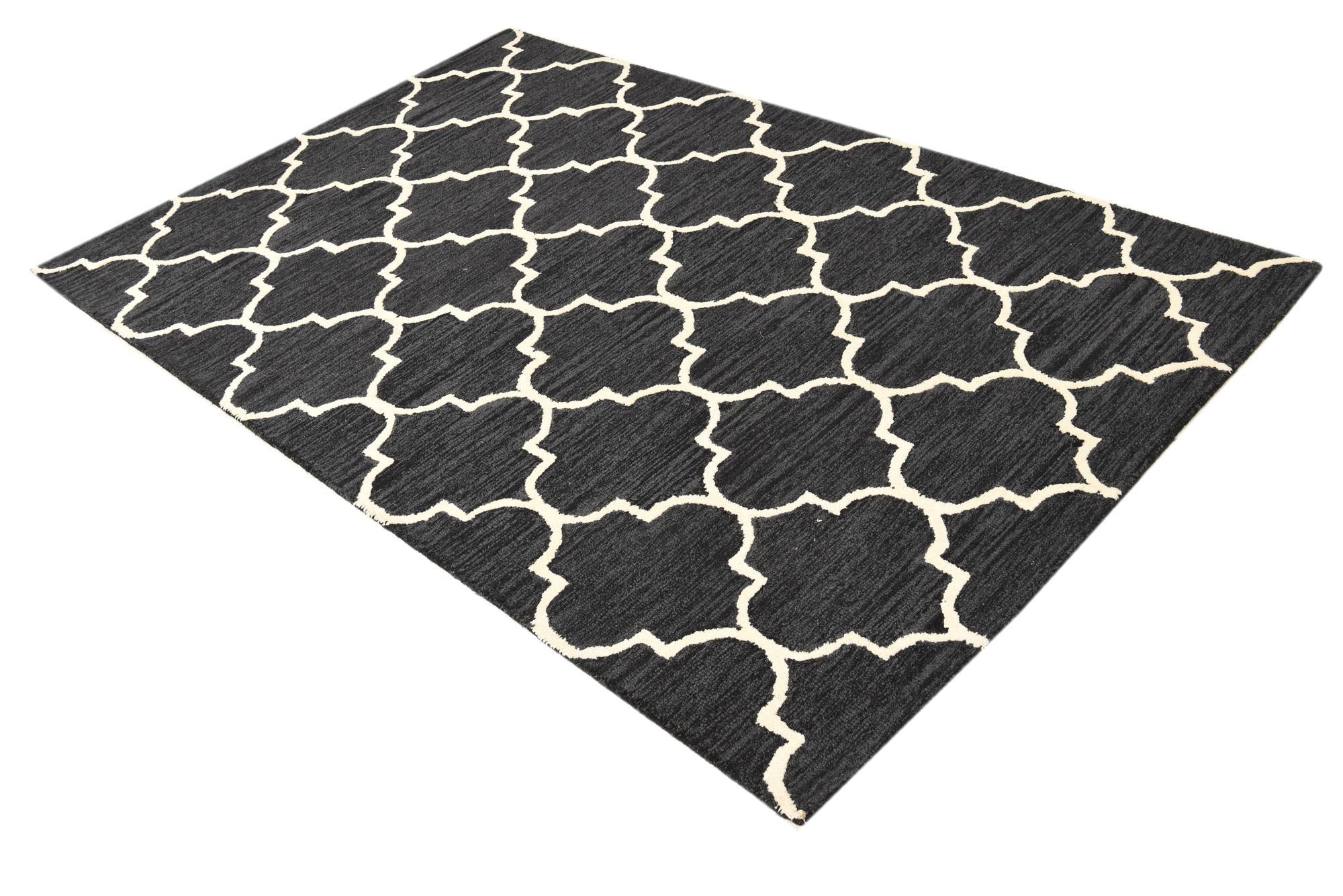 5' 1 x 8' Luna Rug