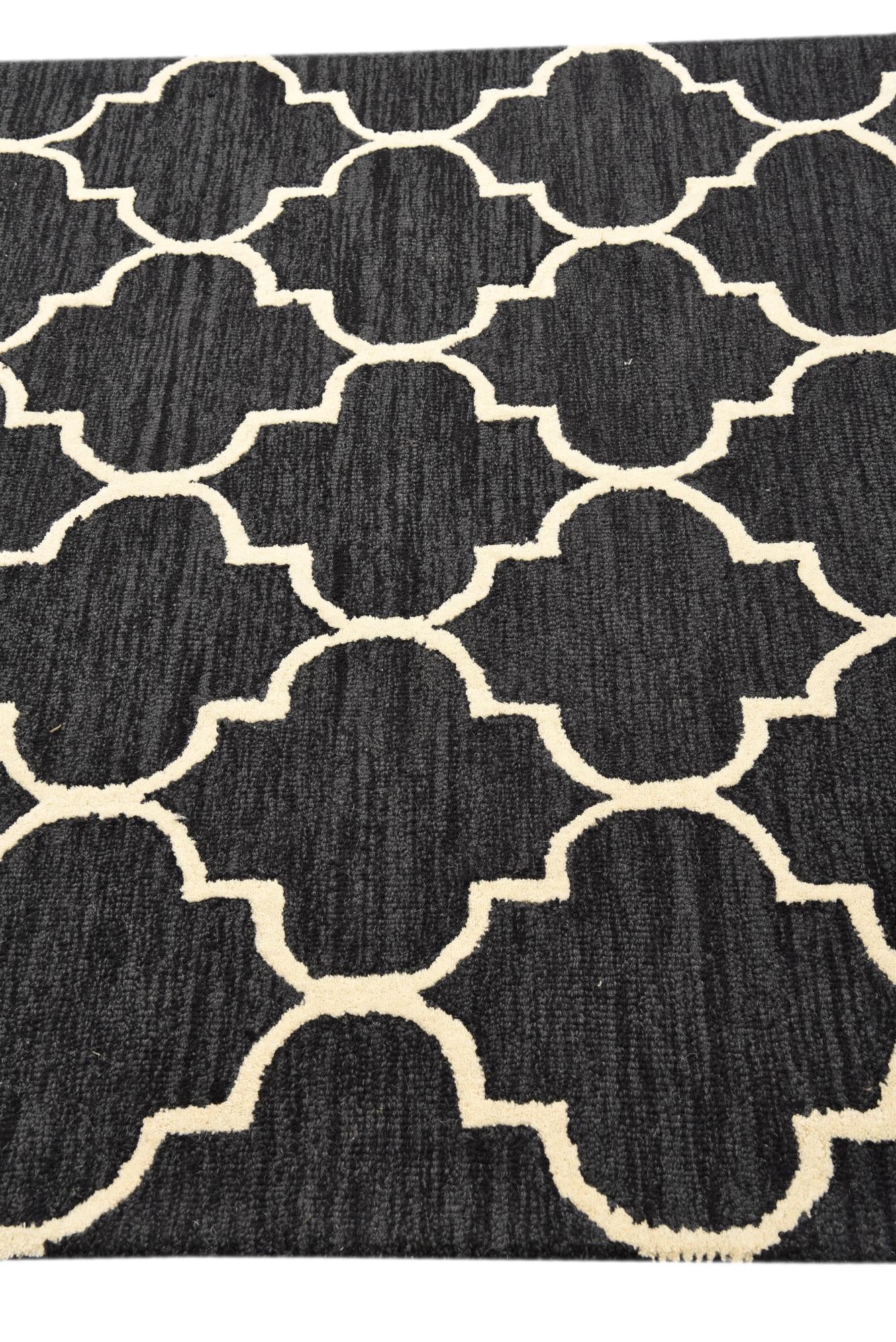 5' 1 x 8' Luna Rug