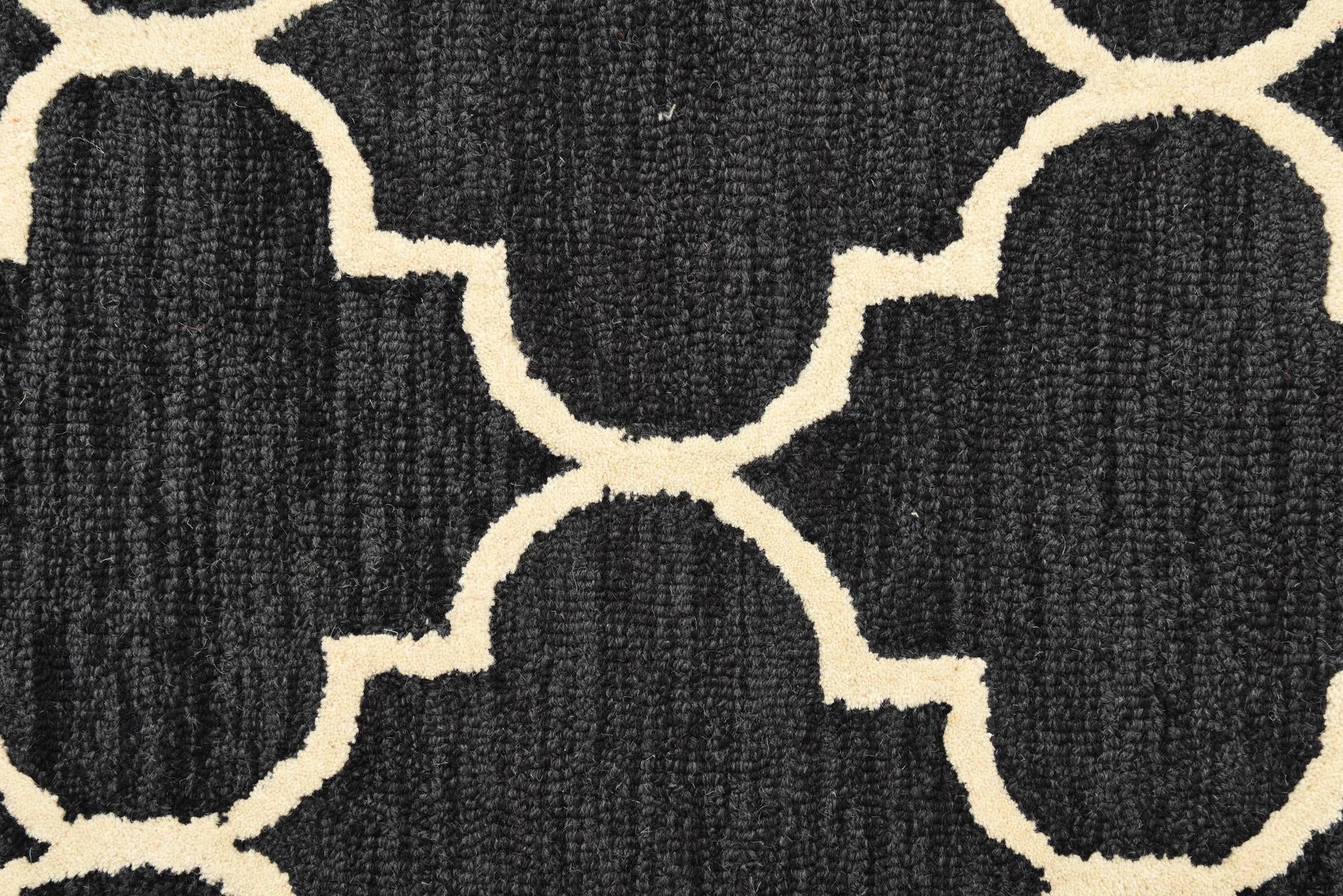 5' 1 x 8' Luna Rug