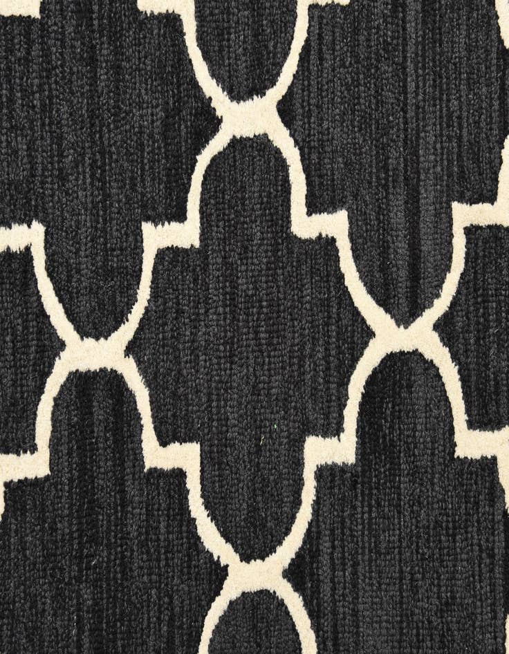 Detail image of 5' x 8' Luna Rug